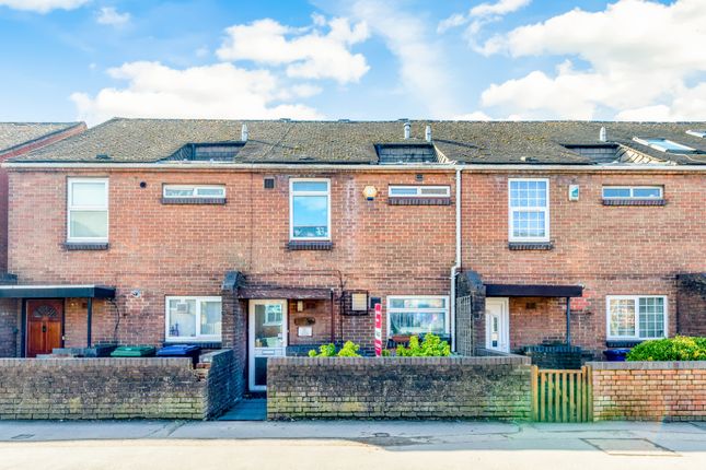 Oxford Road Cowley OX4 2DS 3 bed terraced house for sale