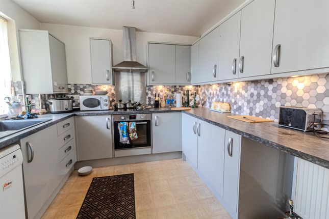Weaverthorpe Road, Woodthorpe... 2 bed detached bungalow for sale