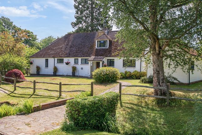 Melrose Place, Storrington, RH20 5 bed detached house for sale