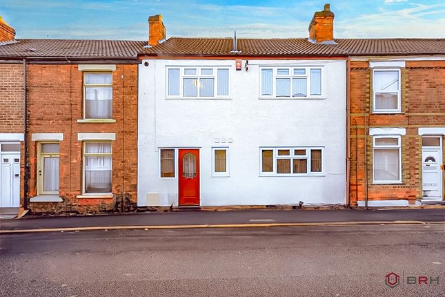 5 bedroom terraced house for sale
