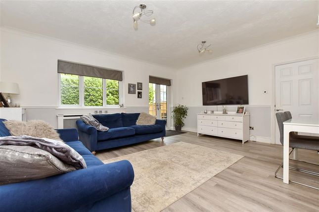 2 bed end terrace house