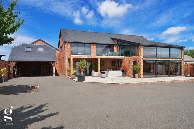 Eaton Bishop, Hereford 5 bed barn conversion for sale