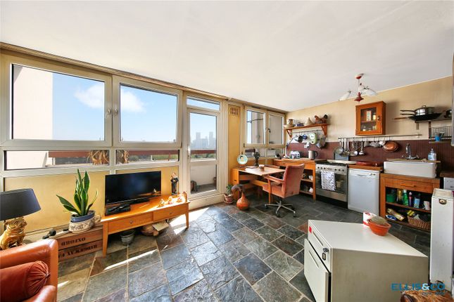 Gordon House, Glamis Road, London, E1W 2 bed apartment for sale