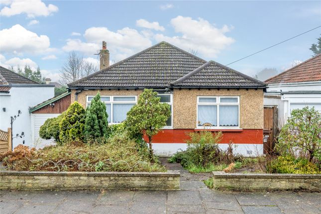 Lyndhurst Gardens, Pinner, Middlesex 2 bed bungalow for sale