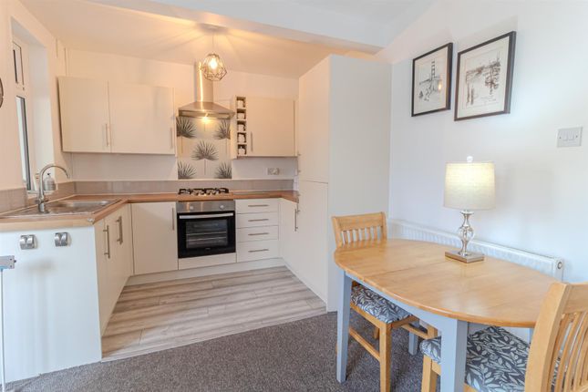 Redland Grove, Carlton, Nottingham 2 bed semi