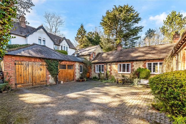 East Hill, Oxted, Surrey, RH8 4 bed detached house for sale