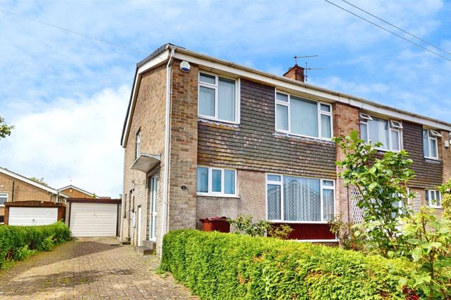 Middlebrook Drive, Bradford 3 bed semi