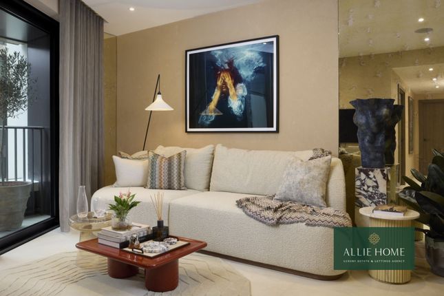 10 Ponton Rd, London SW11 2 bed flat for sale