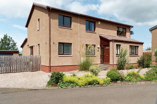 10 Hoghill Court, East Calder, EH53 0QA 5 bed detached house for sale