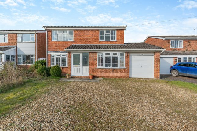 4 bed detached house