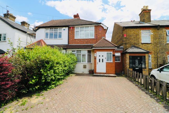 Star Road, Uxbridge UB10 2 bed semi