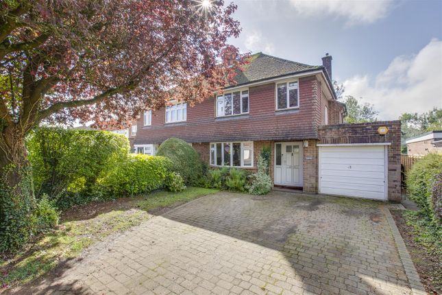 The Pastures, High Wycombe HP13 3 bed semi