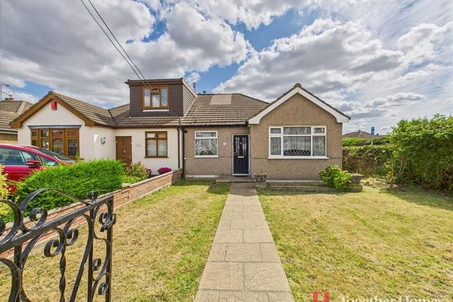 Lake Avenue, Rainham 2 bed bungalow for sale