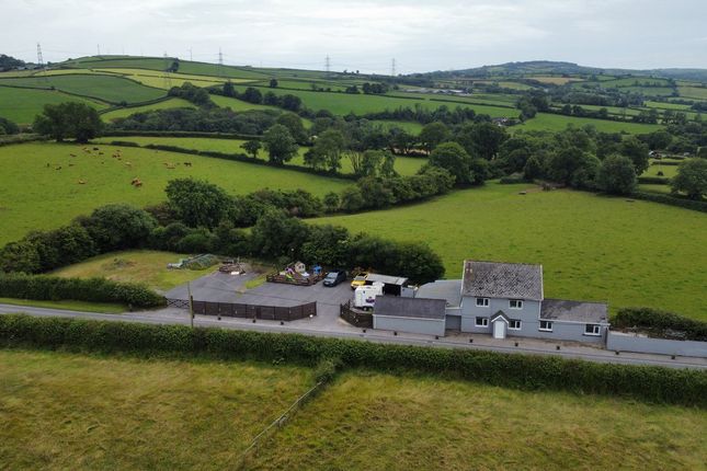 Kidwelly SA17 4 bed detached house for sale