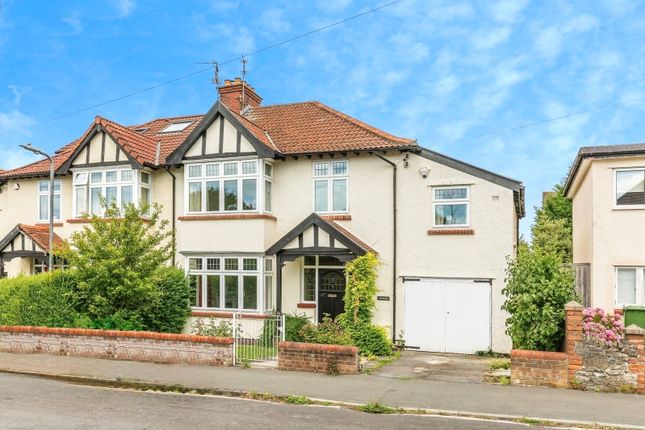 5 bedroom semi-detached house for sale