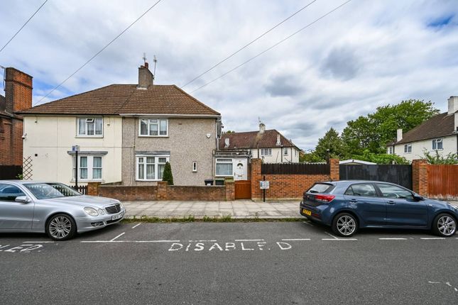 Risley Avenue, Tottenham, London, N17 3 bed semi