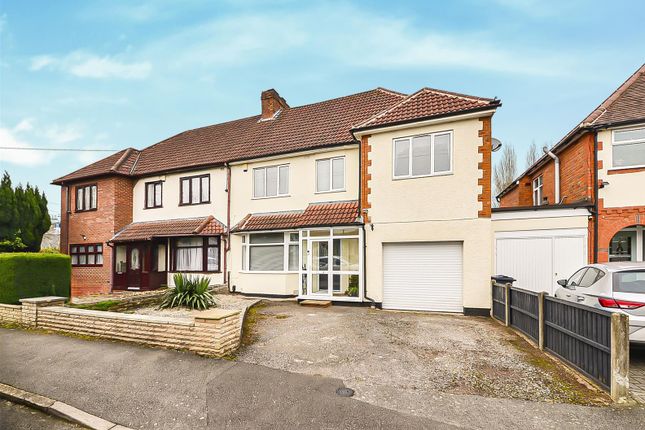 4 bedroom semi-detached house for sale