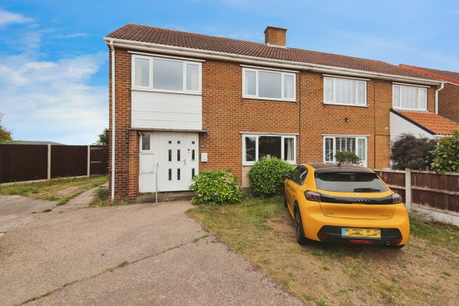 3 bedroom semi-detached house for sale