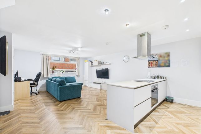 Field End Road, Ruislip, HA4 2 bed end of terrace house for sale