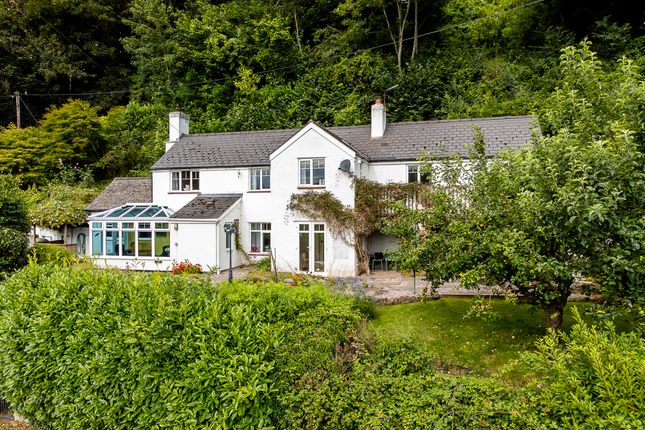 Hoarwithy, with compact paddock 3 bed detached house for sale