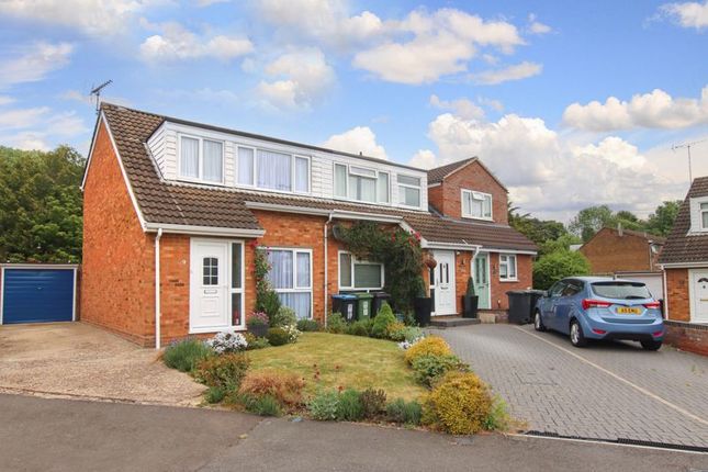 Chalfont Close, Hemel Hempstead 3 bed end of terrace house for sale