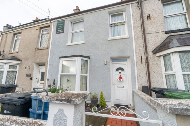 1 bed detached house