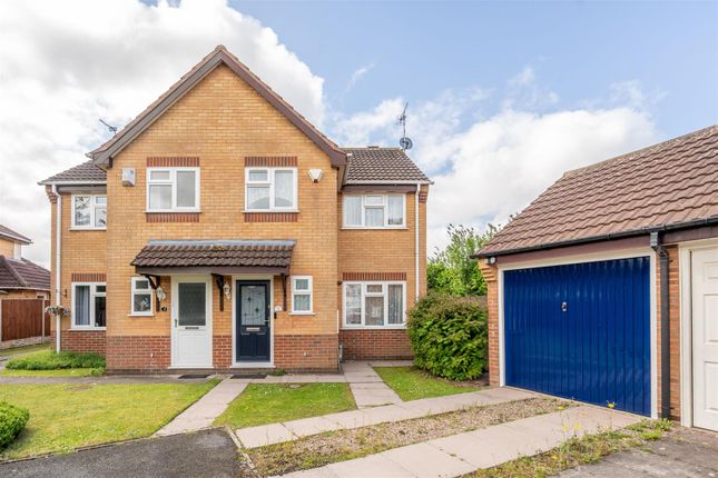 Shelwick Grove, Dorridge, Solihull 3 bed semi