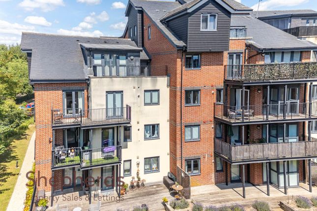 Tanners Wharf, Bishop's Stortford CM23 2 bed flat for sale