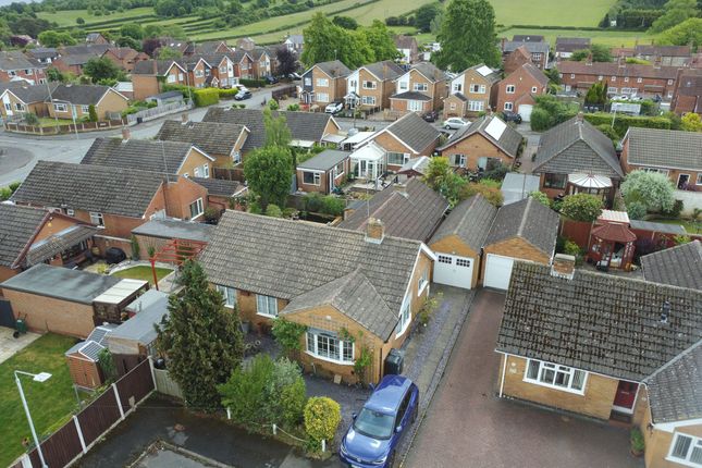 The Grove, Nottingham NG14 3 bed detached bungalow for sale