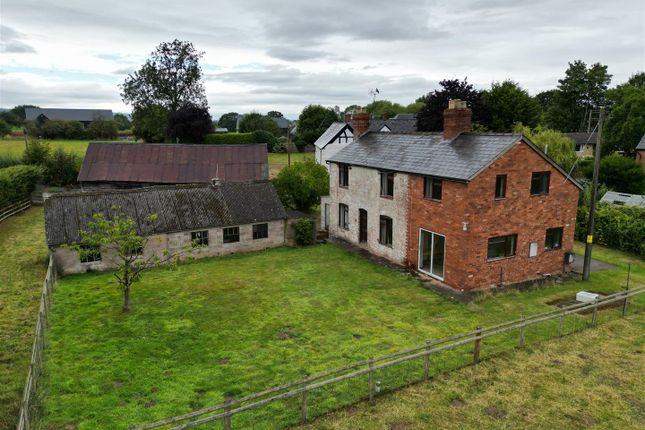 3 bedroom country house for sale