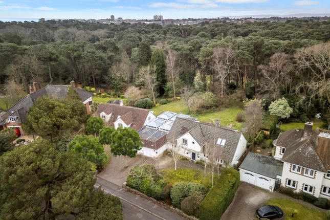 6 bedroom house for sale