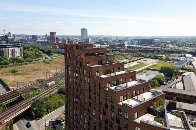 Springwell Gardens, Whitehall Road... 1 bed apartment for sale