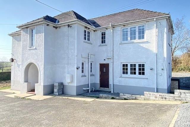 Trawsmawr 3 bed property with land for sale