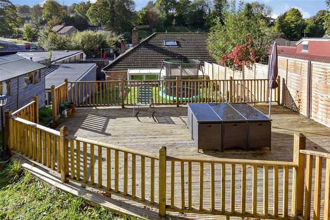 4 bed semi-detached bungalow