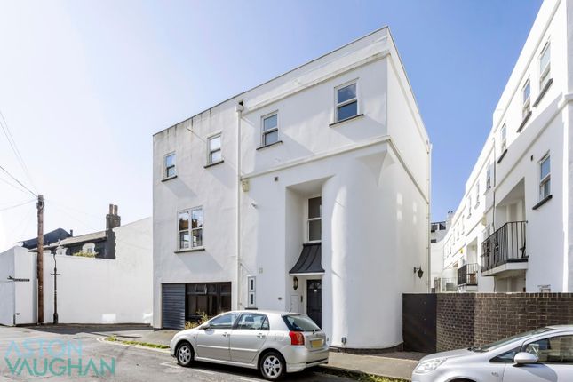 Rock Grove, Brighton BN2 4 bed townhouse for sale