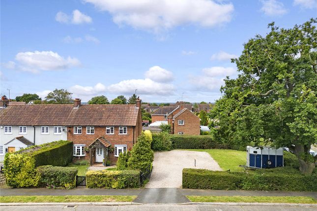 Dakyn Drive, Stock, Ingatestone... 3 bed semi