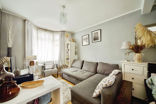 2 bed terraced house