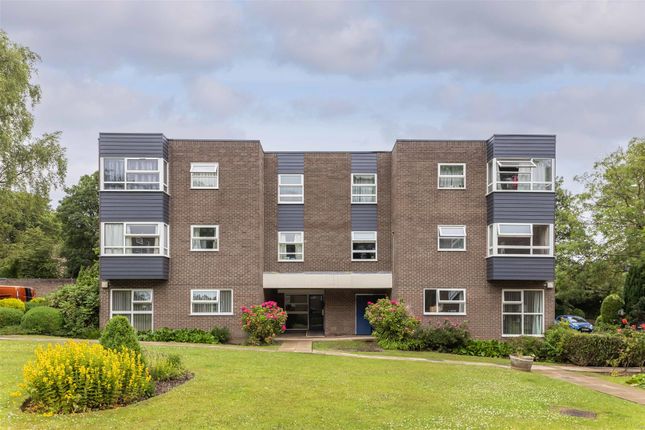 Robinwood Court, Leeds LS8 1 bed apartment for sale