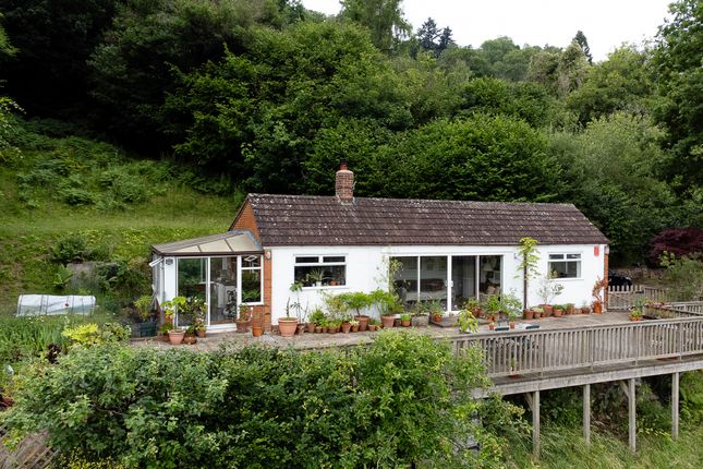 Symonds Yat West 4 bed detached house for sale