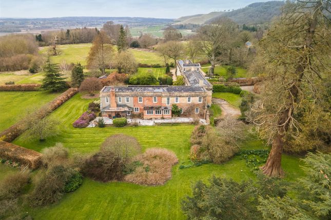 7 bedroom semi-detached house for sale