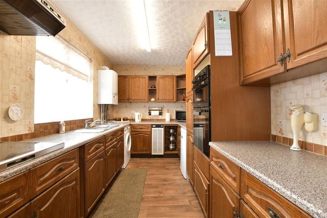 Saunton Road, Hornchurch, Essex 3 bed end of terrace house for sale