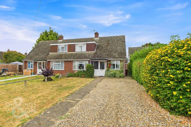 Springdale Crescent, Brundall, Norwich 3 bed chalet for sale