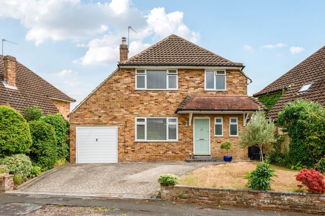 Hazell Way, Stoke Poges 3 bed detached house for sale