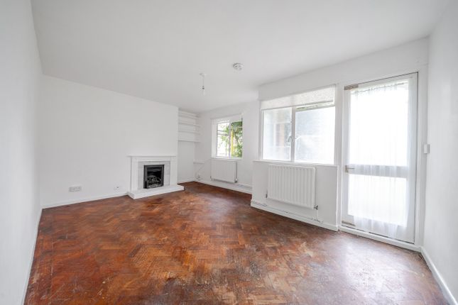 Caldwell Street, Oval SW9 3 bed maisonette for sale