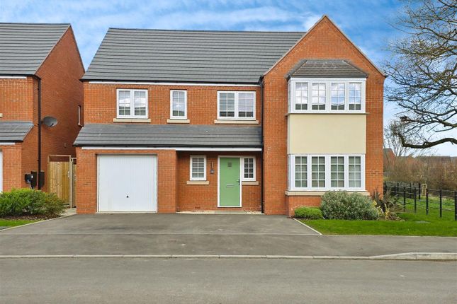 Kensington Drive, Hatton 4 bed detached house for sale