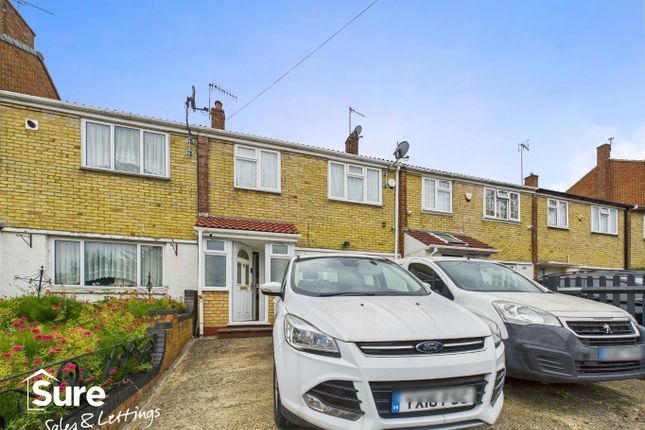 Long John, Hemel Hempstead... 3 bed terraced house for sale