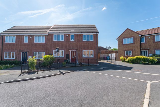 2 bedroom semi-detached house for sale