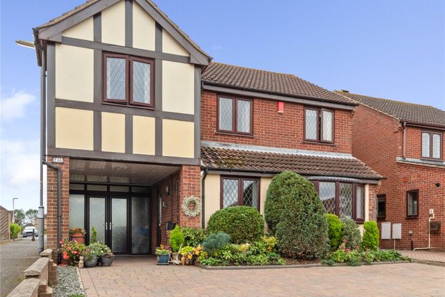 4 bed detached house