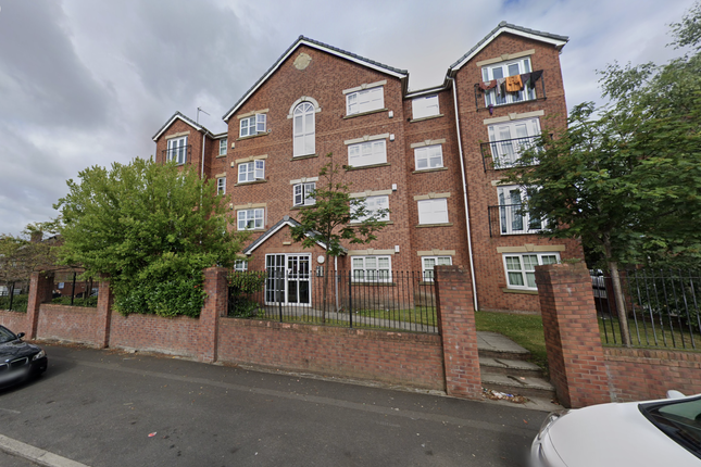 141 Waterloo Road, Manchester, M8 2 bed flat for sale