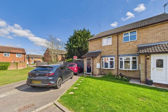 2 bedroom semi-detached house for sale